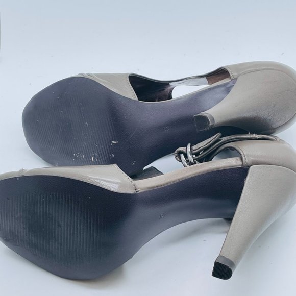 Steve Madden Leather Peep Toe Taupe Booties Size 8 - Picture 16 of 16